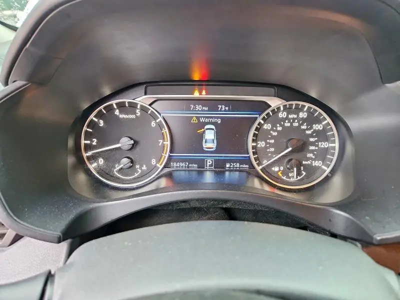 2021 NISSAN ALTIMA SR  