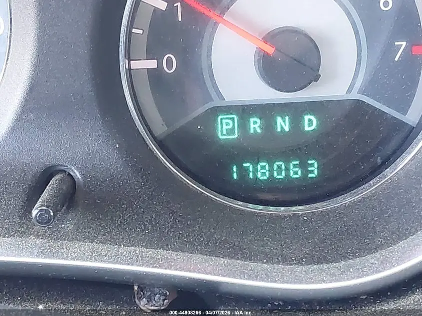 2011 CHRYSLER 200 LIMITED