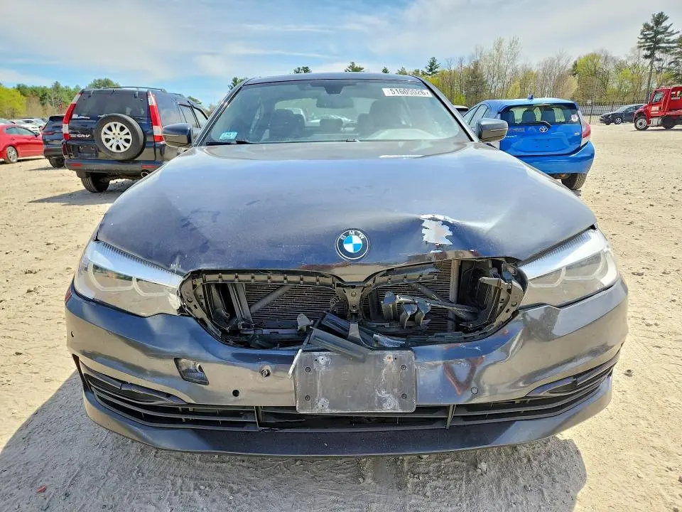 2017 BMW 530 XI  