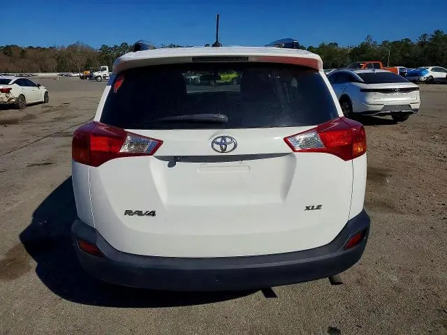 2015 TOYOTA RAV4 XLE  