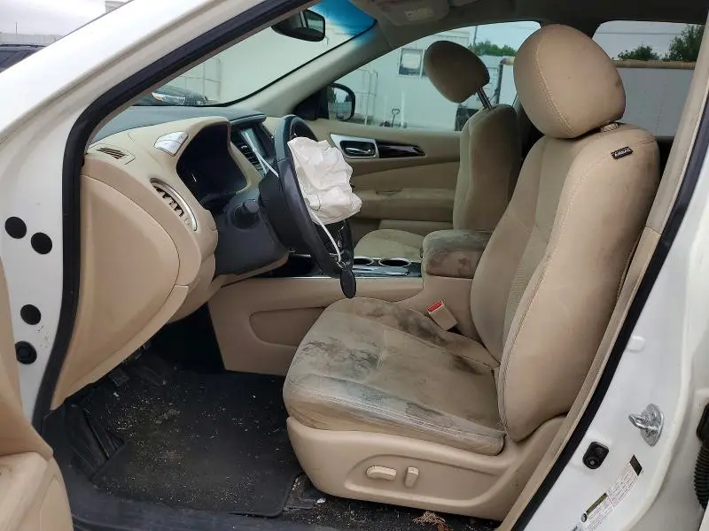 2016 NISSAN PATHFINDER SV  