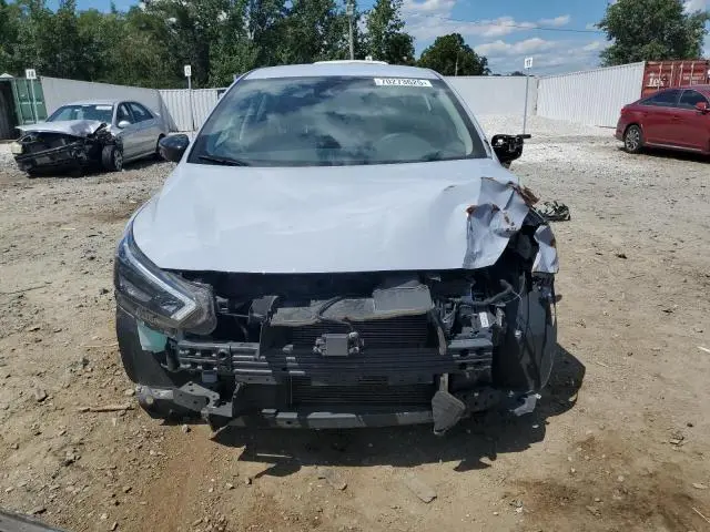 2023 NISSAN VERSA SR  