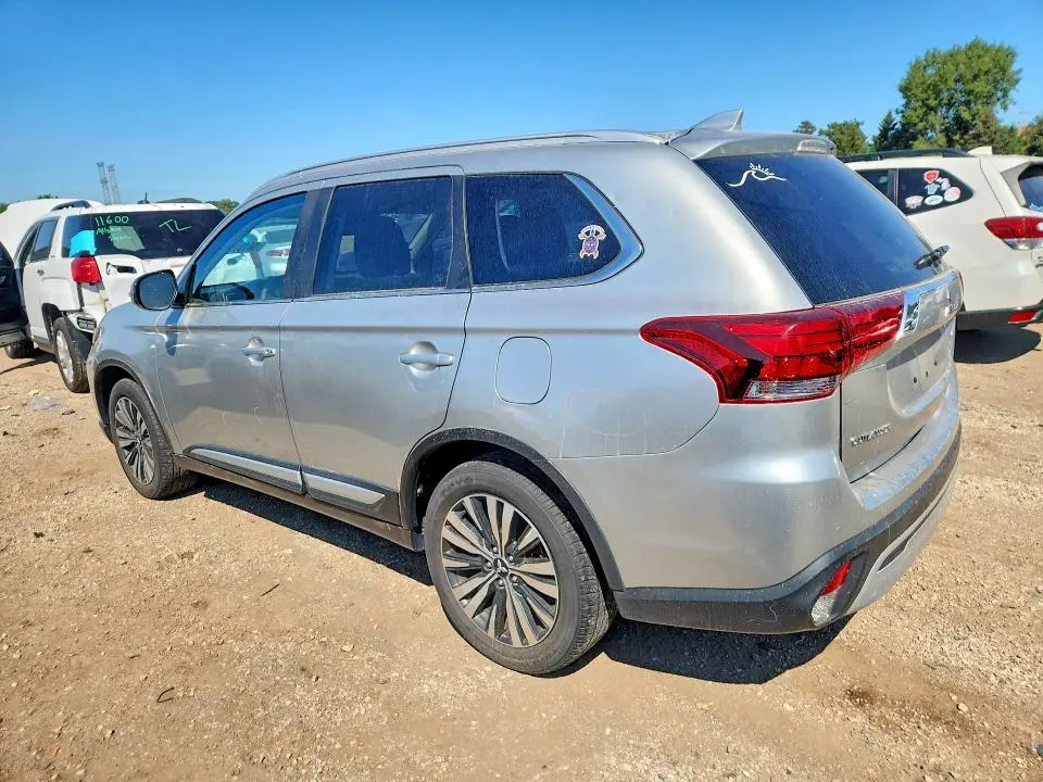 2020 MITSUBISHI OUTLANDER SE  