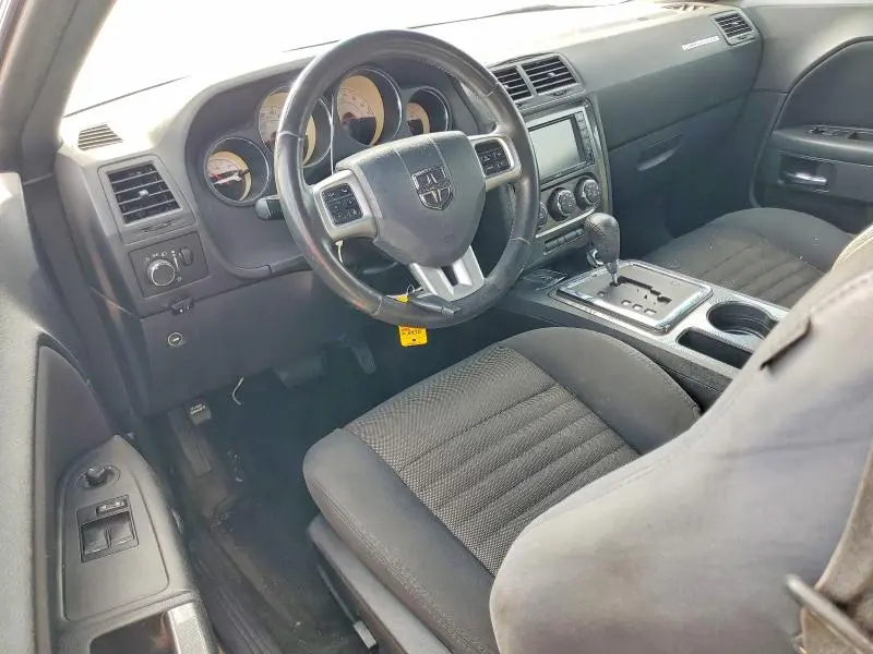 2014 DODGE CHALLENGER SXT  