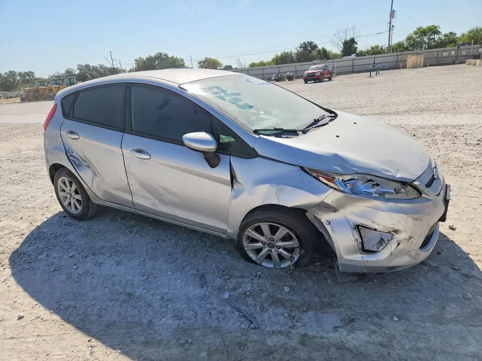 2012 FORD FIESTA SE  