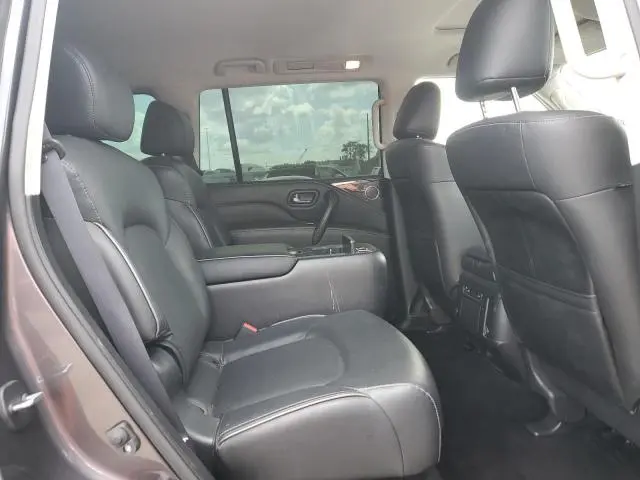 2022 INFINITI QX80 LUXE  