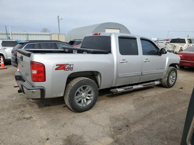 2011 CHEVROLET SILVERADO K1500 LT  