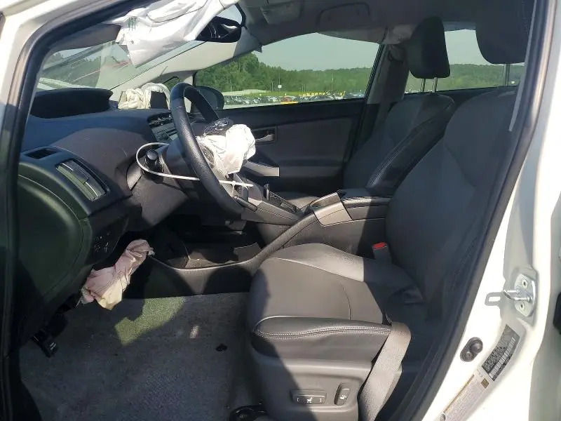2015 TOYOTA PRIUS FIVE  