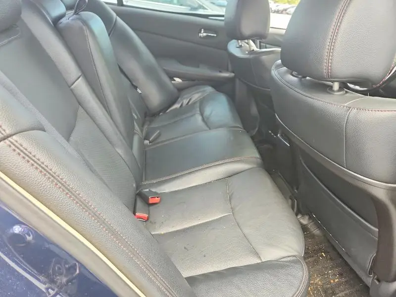 2010 NISSAN MAXIMA 3.5 S  