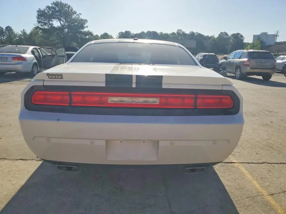 2014 DODGE CHALLENGER SXT  