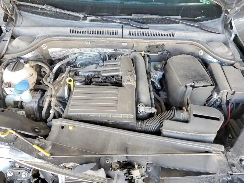 2017 VOLKSWAGEN JETTA SE  