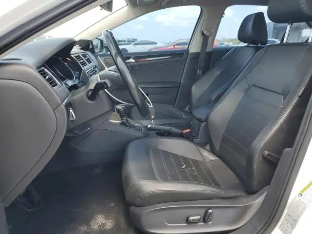 2015 VOLKSWAGEN JETTA SEL  