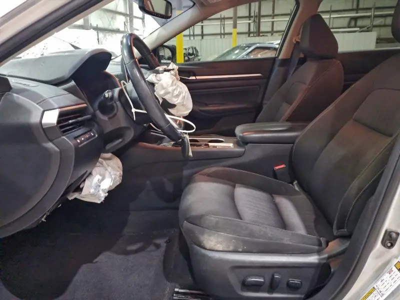 2019 NISSAN ALTIMA SV  