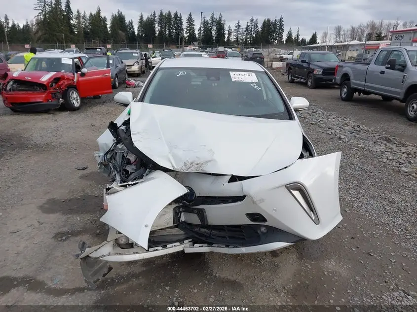 2021 TOYOTA PRIUS LE AWD-E