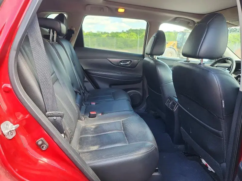 2015 NISSAN ROGUE SL  