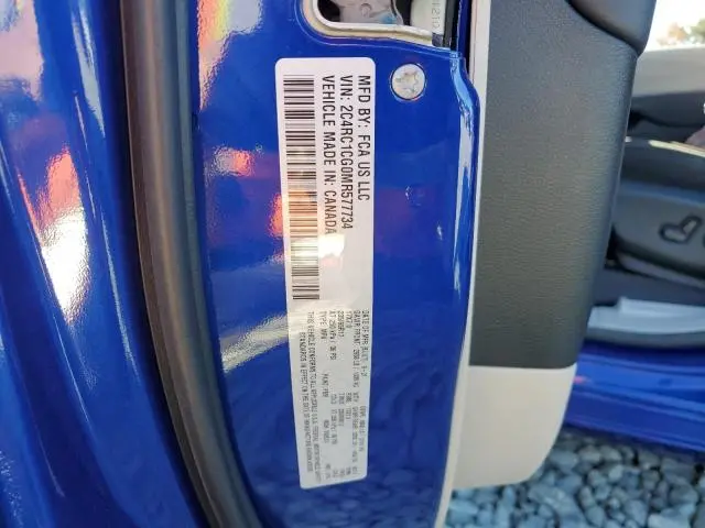 2021 CHRYSLER VOYAGER LX  