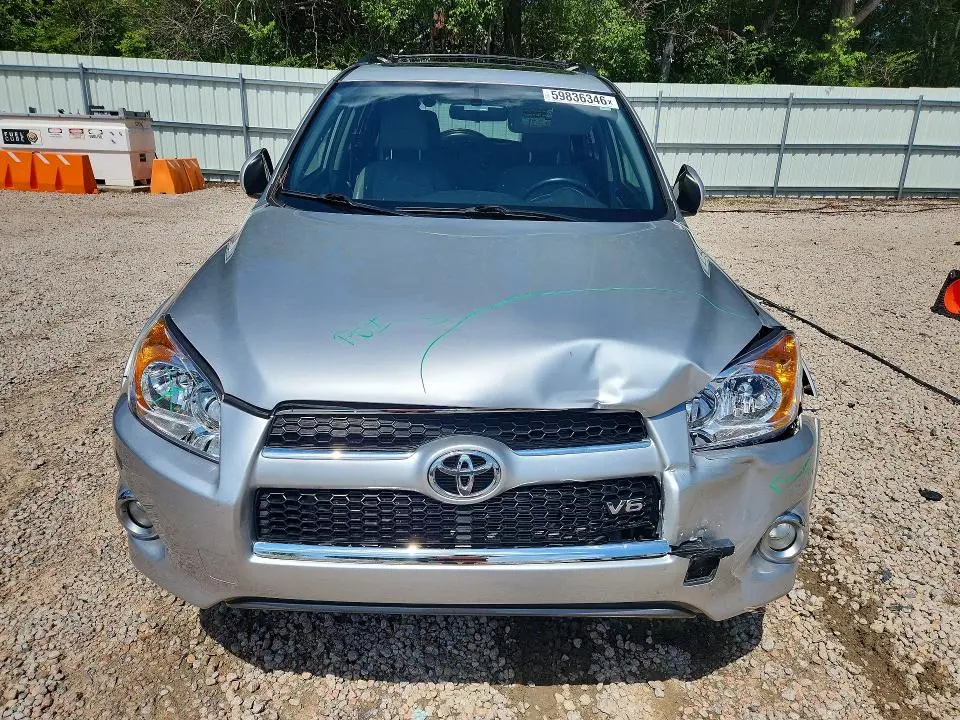 2012 TOYOTA RAV4 LIMITED  
