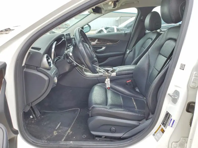 2015 MERCEDES-BENZ C 300  