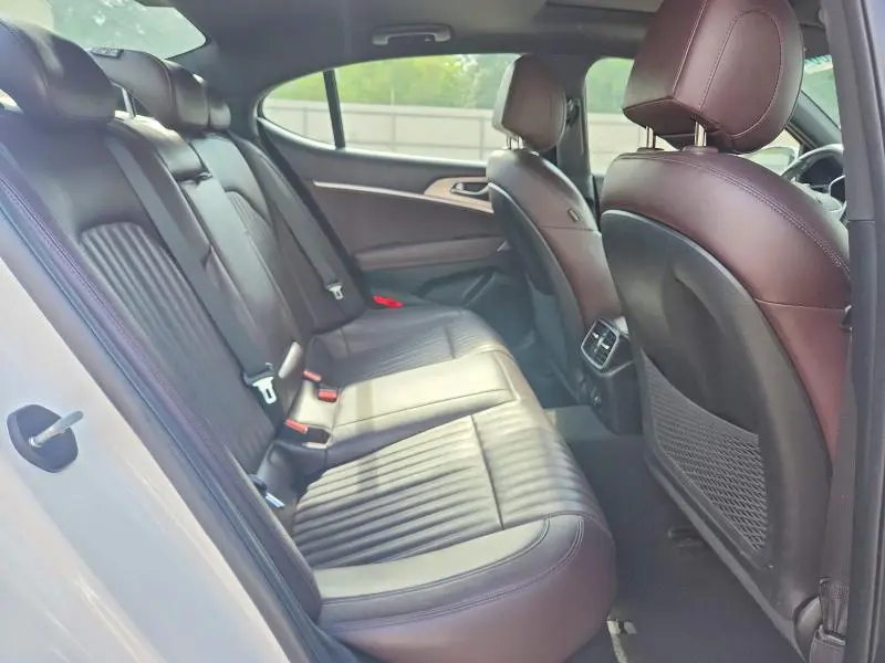 2022 GENESIS G70 2.0T  