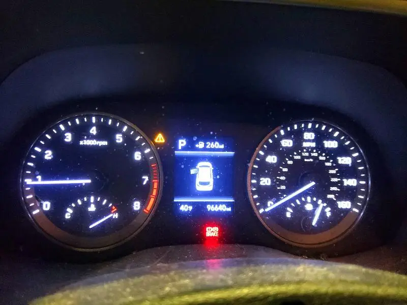2019 HYUNDAI TUCSON SE  