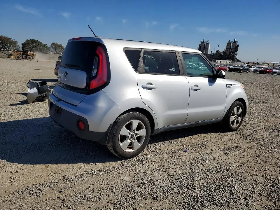 2017 KIA SOUL   