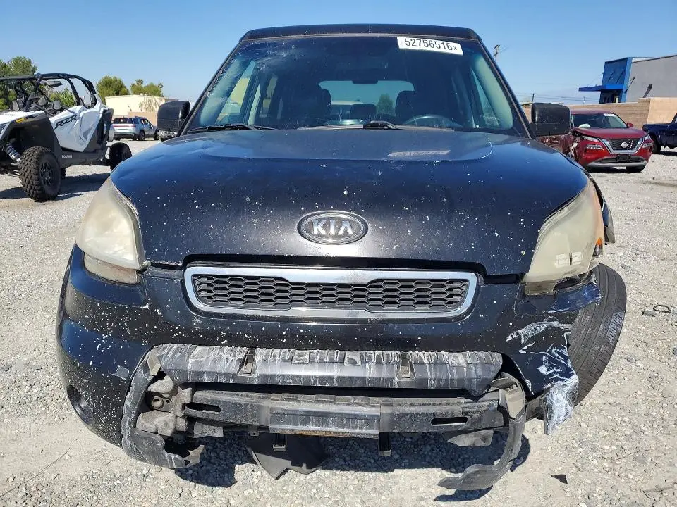 2011 KIA SOUL +  
