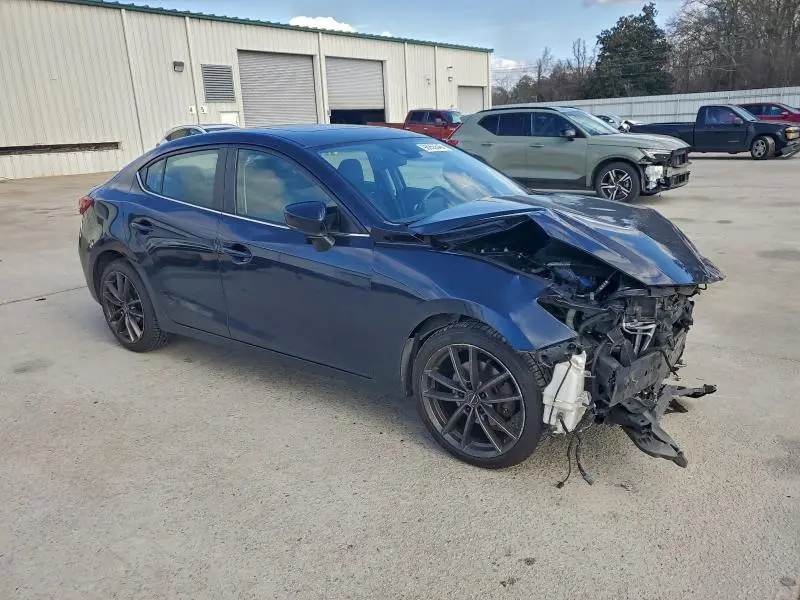 2017 MAZDA 3 TOURING  