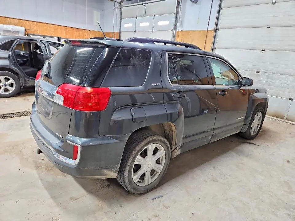 2017 GMC TERRAIN SLE  