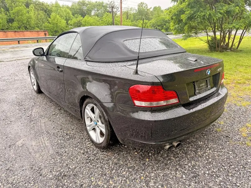 2011 BMW 128 I  