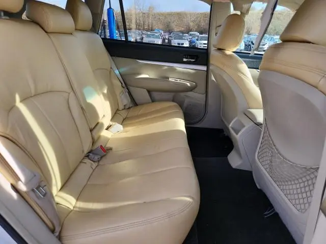 2010 SUBARU OUTBACK 2.5I PREMIUM  