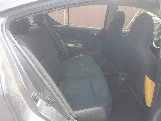 2017 NISSAN VERSA S  
