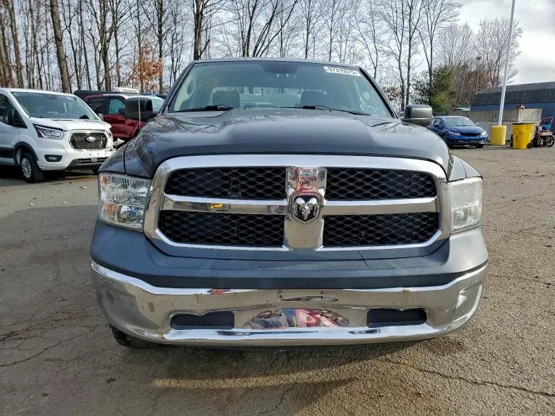 2016 RAM 1500 ST  