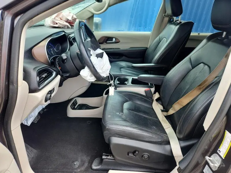 2017 CHRYSLER PACIFICA TOURING L PLUS  