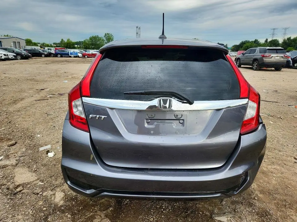 2018 HONDA FIT EX  