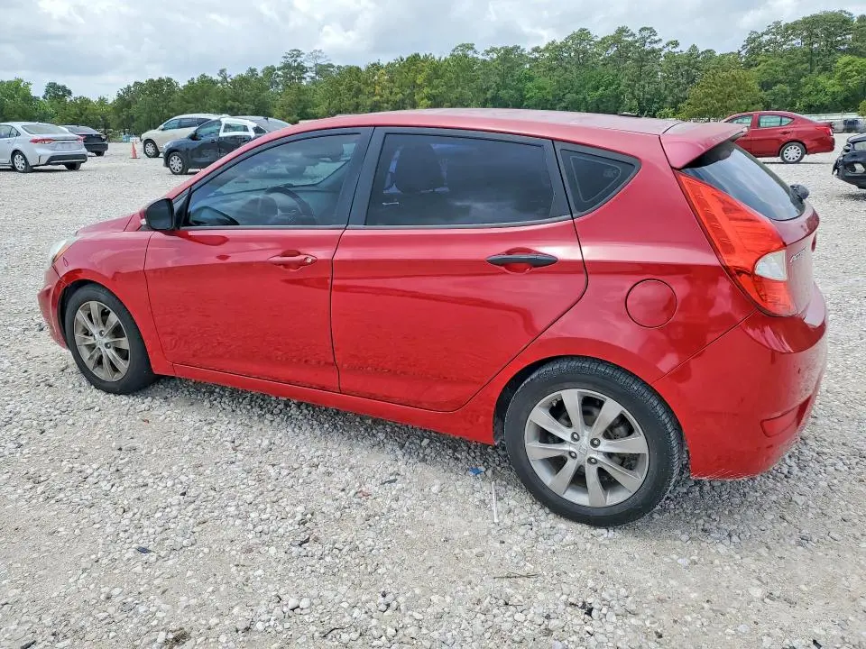 2013 HYUNDAI ACCENT SE  