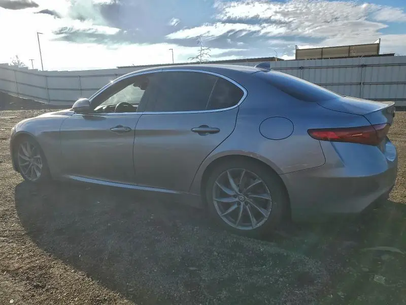 2017 ALFA ROMEO GIULIA   