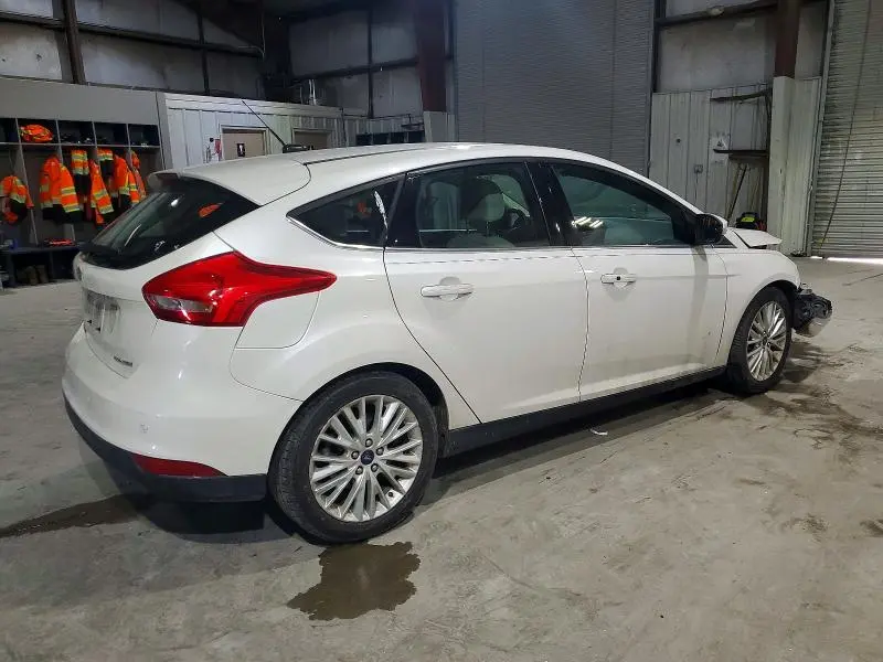 2016 FORD FOCUS TITANIUM  