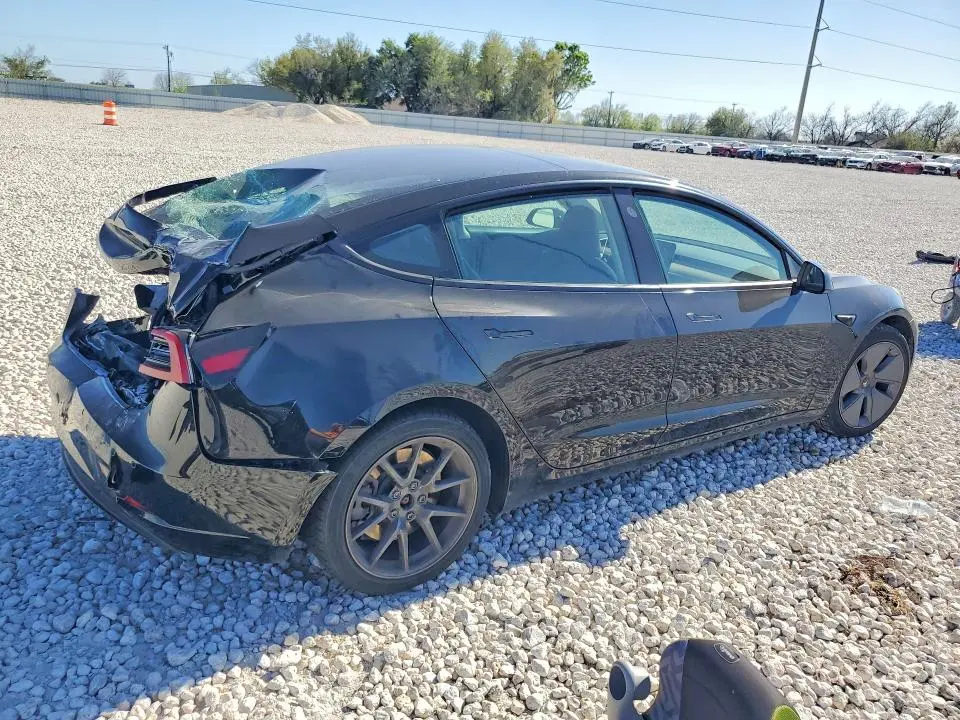 2021 TESLA MODEL 3   