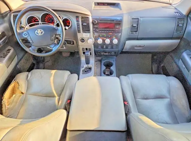 2010 TOYOTA TUNDRA CREWMAX SR5  