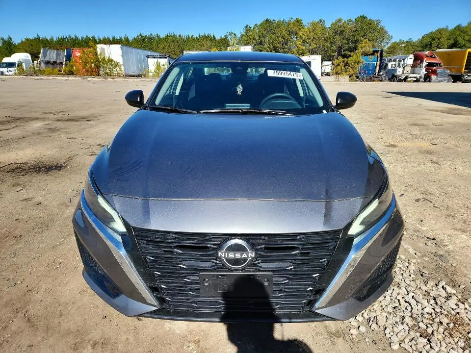 2024 NISSAN ALTIMA S  