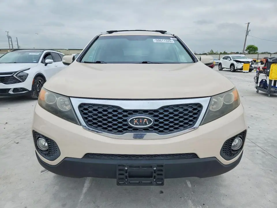 2012 KIA SORENTO LX  
