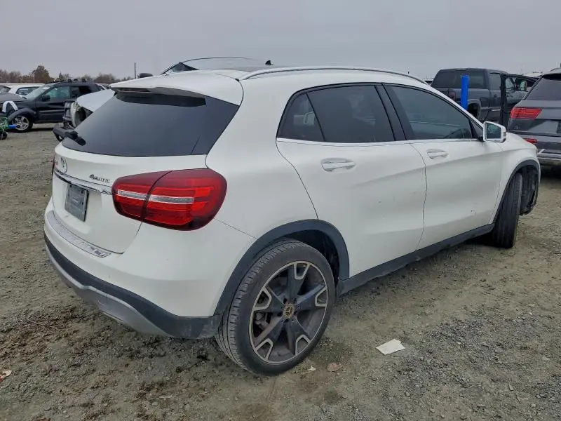 2019 MERCEDES-BENZ GLA 250  