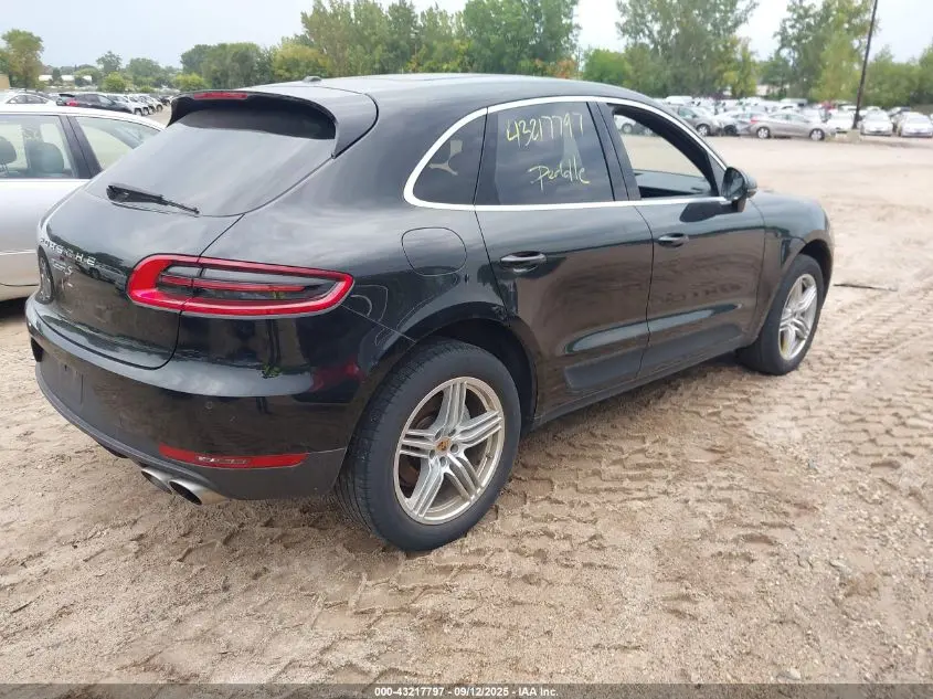2017 PORSCHE MACAN S
