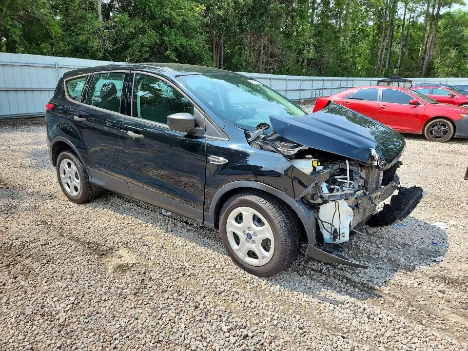 2017 FORD ESCAPE S  