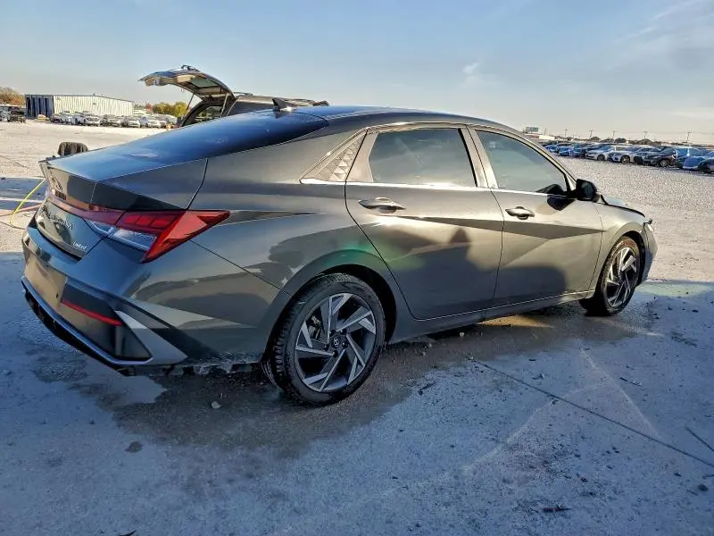 2024 HYUNDAI ELANTRA LIMITED  