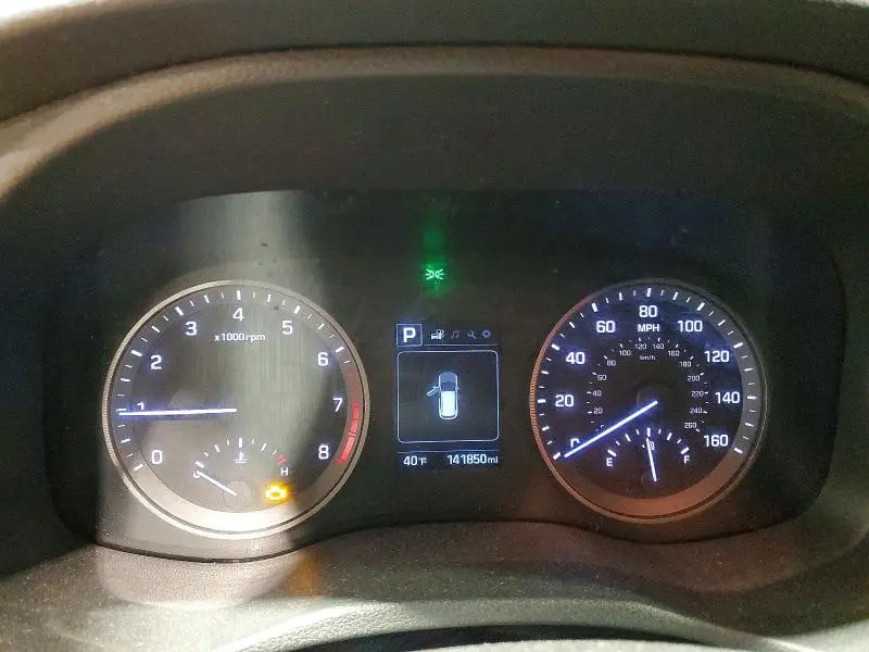 2016 HYUNDAI TUCSON SE  