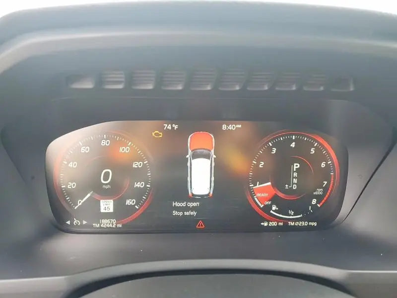 2016 VOLVO XC90 T6  