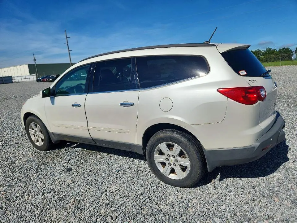 2012 CHEVROLET TRAVERSE LT  
