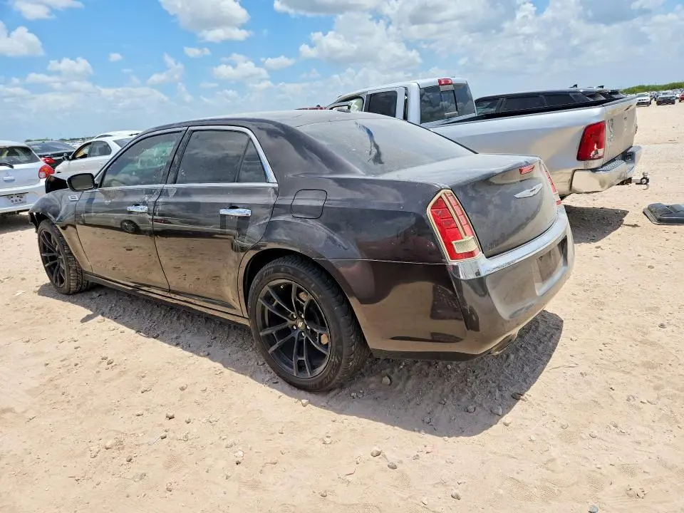 2013 CHRYSLER 300C   