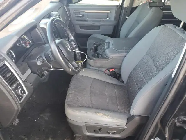 2017 RAM 1500 SLT  